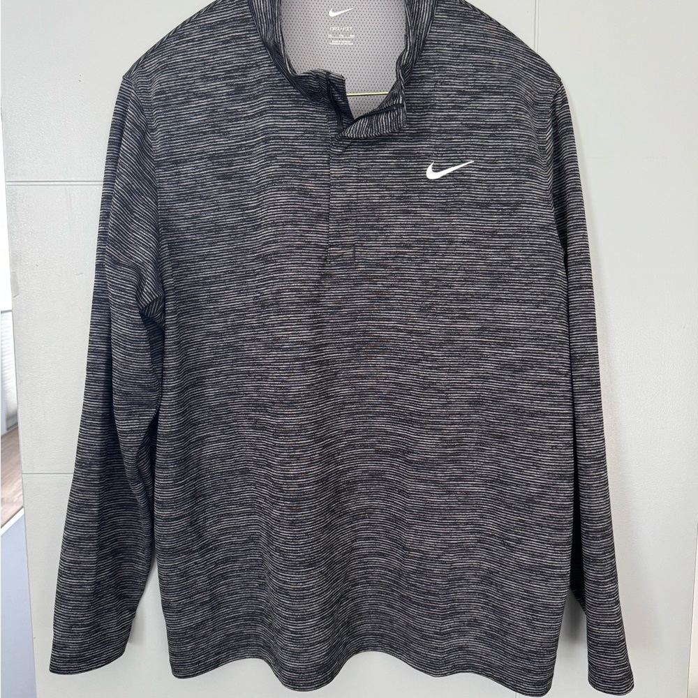 Nike Black and Gray Long Sleeve Pullover